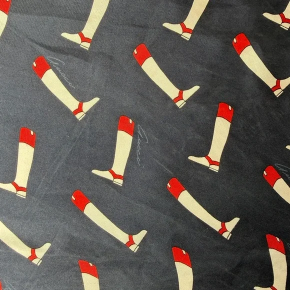 Gucci Vintage Red GG Canvas Tote with Silk Scarf Handles - Picture 8 of 9